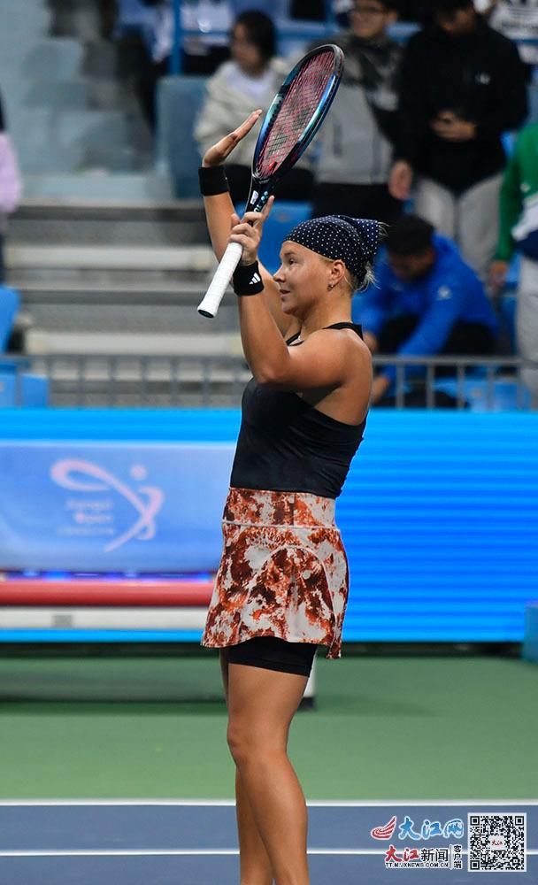 在激烈的比 在激烈的比